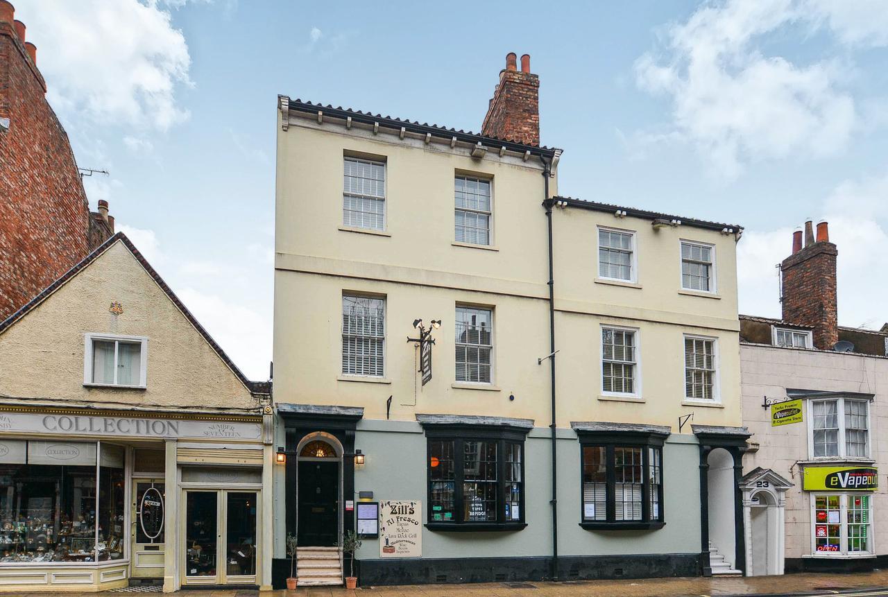 The Location- 1 Free Private Parking Space - 60 Second Walk 2 Minster! 요크 외부 사진